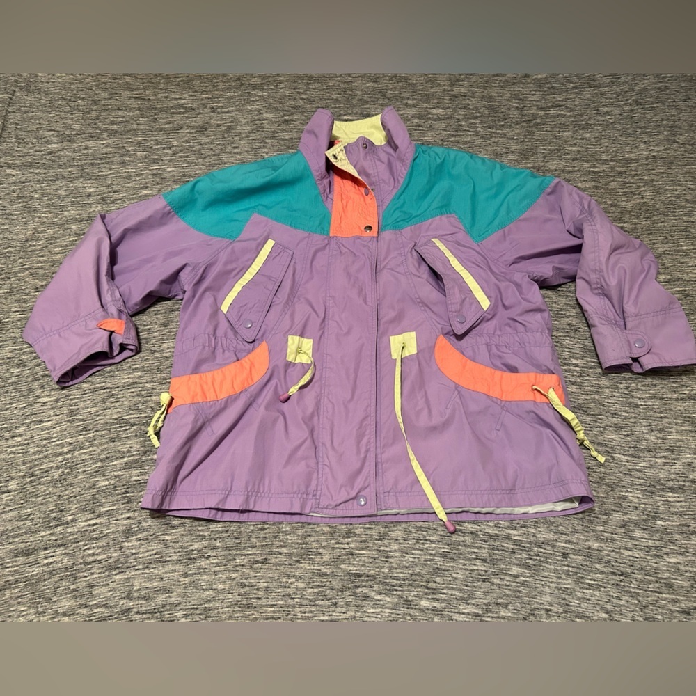 Ladies Vintage Lightweight Coat